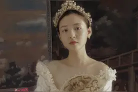 原来#吴倩 离了婚才敢发的绝美孕照是她多年的好朋友给他拍的，也太漂亮了，这是什么神仙友情啊~#吴倩张雨剑离婚 视频封面