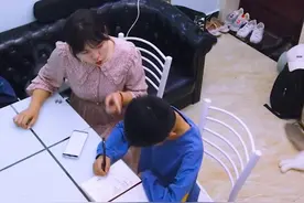 不写作业母慈子孝，一写作业鸡飞狗跳，你觉得妈妈说的有道理吗？#春季有氧外卖 #何以解困唯有奶茶视频封面