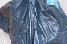雨伞的伞珠脱落可以用笔芯修好#抖音小助手#dou上热门#生活小妙招#雨伞#修伞#笔芯#废物利用视频封面