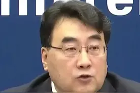 #国家发改委回应共同富裕可否躺平 #防止落入福利主义养懒汉的陷阱 视频封面
