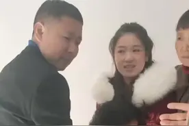 江西九江#姐姐出嫁弟弟抱着姐姐不肯走 网友评论：弟弟喝醉，终于有理由像小时候一样对着姐姐撒娇了视频封面