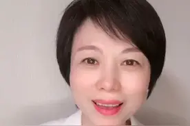 更年期潮热出汗，你有这些症状吗？#女性健康科普 视频封面