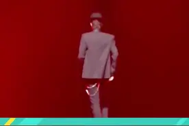 #王一博 #蔡徐坤 你觉得谁才是内娱爱豆天花板呢？视频封面