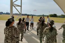 江苏省镇江中学党委书记视频封面