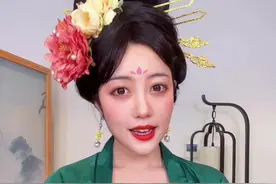 汉服知识小课堂开课啦～先从唐朝齐胸裙说起，别杠，杠都是你对！#汉服 #听月小筑 #听月掌柜视频封面