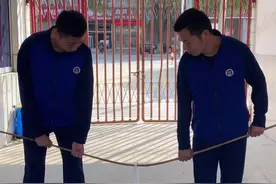 #谐音梗 消防员的谐音梗#消防队的欢乐时光 视频封面
