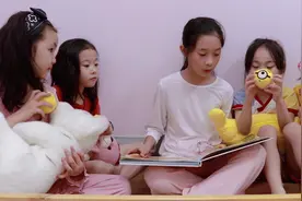 学哥学姐讲《睡前故事》~#一年级新生视频封面