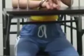 芒果Tv回应旗下艺人刘露大闹火车站：已解约#女子携危险品大闹火车站视频封面