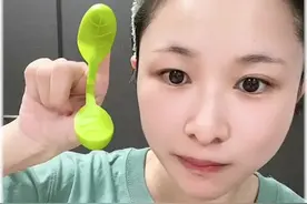 日本有些东西好像确实有一点方便。。今天给大家分享日本这些奇奇怪怪的小物，这些设计真的有方便生活吗？#提升幸福感好物 #海外生活 
视频封面