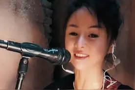 无论在海角在天边，我对你深深的情永远不变——《不变的情缘》视频封面