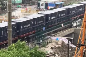 探访宁芜铁路马鞍山湖西北路道口“平改立”工程施工现场视频封面