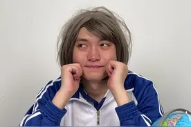 这班会课上不下去了！#看一遍笑一遍#押韵鬼才#美团外卖神券节 @神券君（美团外卖）视频封面