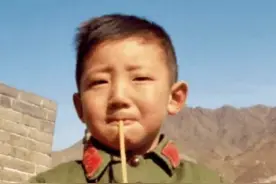 登上世界报刊！1979年那个第一个喝可口可乐的中国男孩如今怎样了？#如何看待日益崛起的国货品牌 视频封面