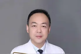宝宝磕到头后，出现哪些情况意味着脑子受伤了#医学科普 #儿童安全 #宝爸宝妈 @神经外科贾建文医生 @神经科钟医生 视频封面