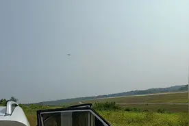 #一起看飞机 文案你们来写视频封面