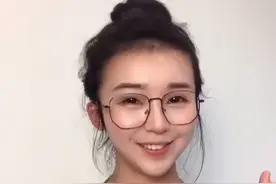 你会几种投篮方式？后撤步、跳投、暴扣的英语会说吗？#张老师深夜英语小课堂 #英语 #学英语 #篮球视频封面