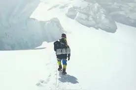 珠峰攀登第46天，这块有雪崩危险，需要快速通过。#珠峰视频封面