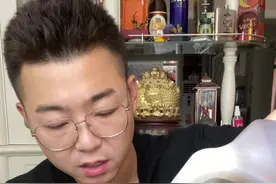 炎热的夏天来这么一碗简单爽口的大冷面，舒坦！#冷面 #亚洲醋王 @DOU+小助手视频封面