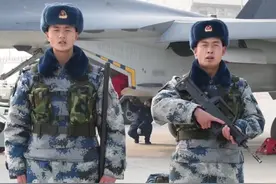 西部战区空军航空兵某旅#给英雄拜年 ，祝全国人民新春快乐！（作者：张波 杨昆 赵钿  曹煜坤 剪辑：洪霞 纹嵩）视频封面