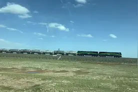 历时十五个小时穿越了可可西里无人区视频封面