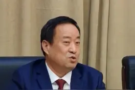 人大代表高贤信: 文教卫生是招商引资软环境的第一竞争力，卧龙区文教卫生应该做大做强，服务中心城区提质发展。＃聚焦南阳两会 #河南南阳 #豫见你我他 #我为家乡南阳代言视频封面