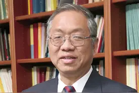 #丘成桐 ：再漂亮的研究所，没有人才都是假的！#科研 #量子力学 #人才 @抖音短视频 视频封面