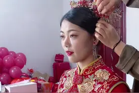 出嫁前，妈妈怕我饿着，亲自喂我吃饭。我要记住家的味道，记住妈妈的味道……#结婚 #婚礼 #妈妈视频封面