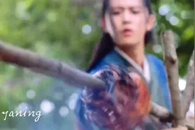 #任嘉伦 这是一条酒精检测超标的视频，这里不光有一个烤鸡的视频封面