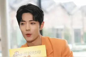 惶恐的背心，给衣服打了9分，给他自己打了6分，好谦虚，他觉得这趟旅行很棒，这趟旅行中的双向奔赴他也知道的。视频封面