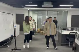 刷脸支付 江苏易码富公司晨会舞蹈互动视频封面