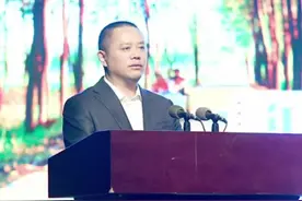 淮安市交通控股集团有限公司党委副书记、董事徐向兵接受纪律审查和监察调查。视频封面