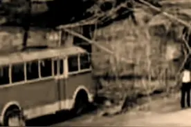 1983年参加特区建设的基建工程兵驻在深圳竹子林，当年竹子林还是一片荒草地，什么也没有#珍贵影像 视频封面