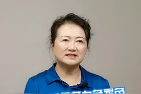 身上起了很多白色褐色斑点，这是#汗斑 ，怎么处理？#医学科普 #dou是知识点 #涨知识了 #实用 @抖音短视频 视频封面