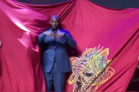 科比被卫平·布莱恩特用魔法变出来了！#swagger水哥 #科比视频封面
