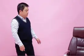 用气球做一把椅子，你敢不敢坐上试一下？视频封面
