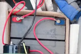 #感谢抖音感谢抖音平台 #我要上热门 #电瓶修复技术 #电瓶磁感电容 加上它让你的电瓶三年不用更换电瓶，省钱！视频封面