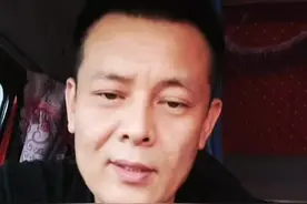 #徽州宴老板娘 #遛狗不牵绳 视频封面