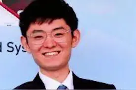 中国用了近20年才追上欧美用上4G，而1997年出生的申怡飞，19岁就研发出5G核心技术#科技#5g时代视频封面