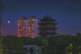 用济南美景影像复刻下济南老乡辛弃疾的《西江月》:夜行黄沙道中视频封面