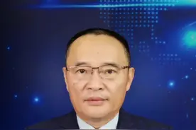 南航实验室爆燃2死9伤！为何又是高校实验室？#南京航空航天大学一实验室爆炸 #南京航空航天大学 视频封面