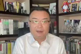 #大v快评 四百年老字号张小泉会死于一头大蒜吗？#张小泉菜刀拍蒜断裂 客服回应 #张小泉断刀：将给消费者退款视频封面