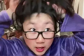 我女儿的头发是个奇迹。#evereden #安唯伊 视频封面