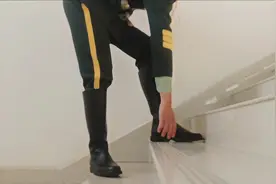 #国旗护卫队  红色绽放的地方便有吾辈挺立的身姿！#礼服穿戴步骤视频封面