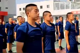 #端午节 前夕@陕西咸阳消防 的新蓝朋友在训练时突然”遇见”了家人#青春的样子 #蓝朋友视频封面