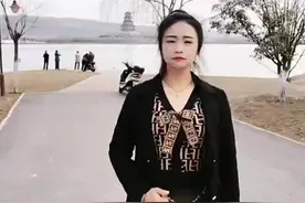 #戏曲 阳光三月，万物复苏一段霸气的《三对面》送给大家，人倒势不倒😂#谁说戏曲不抖音 视频封面