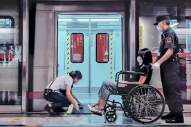 更贴心了哦，成都地铁全线网车站配置了无障碍渡板#地铁出行#文明成都#有爱的城市  视频封面
