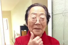 痛并快乐着，有妈妈在我们就是孩子。#母亲节 #感恩母亲 #养育之恩大于天 #媛媛妈妈 #阿尔兹海默症#陪伴是最大的幸福 @尹虹 @尹媛媛 @抖音短视频视频封面