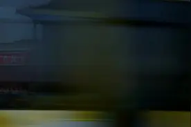 突然就想让爸爸带着到天安门转一圈#天安门 #骑车视频封面