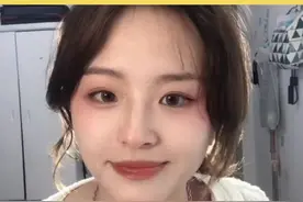 #你是怎么把晚霞披在肩上的 这是我听过最暖最温柔一句话，真的是太感人了，加油小姐姐！#正能量 #治愈视频封面