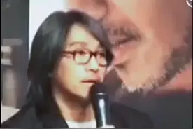 #清唱#周星驰唱歌#红烧鸡翅膀#烤鸡翅 我发觉我已经爱上了粤语